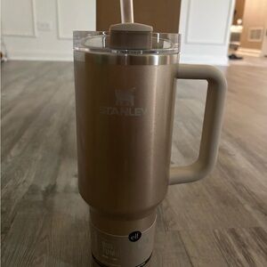 Limited Edition E.L.F. Stanley